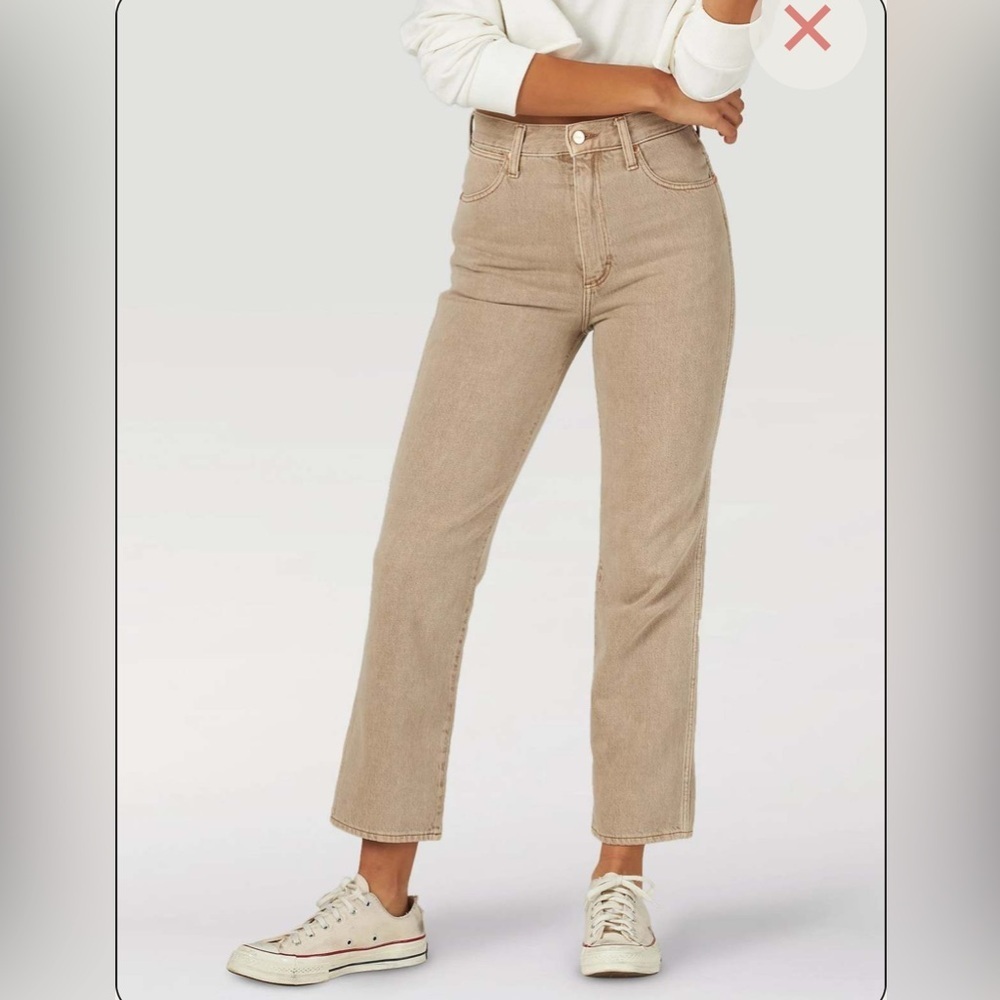 Wrangler women’s Sandstone Jeans - Picture 6 of 8